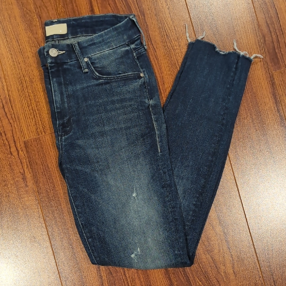 MOTHER Looker Ankle Chew Dark Indigo Jeans